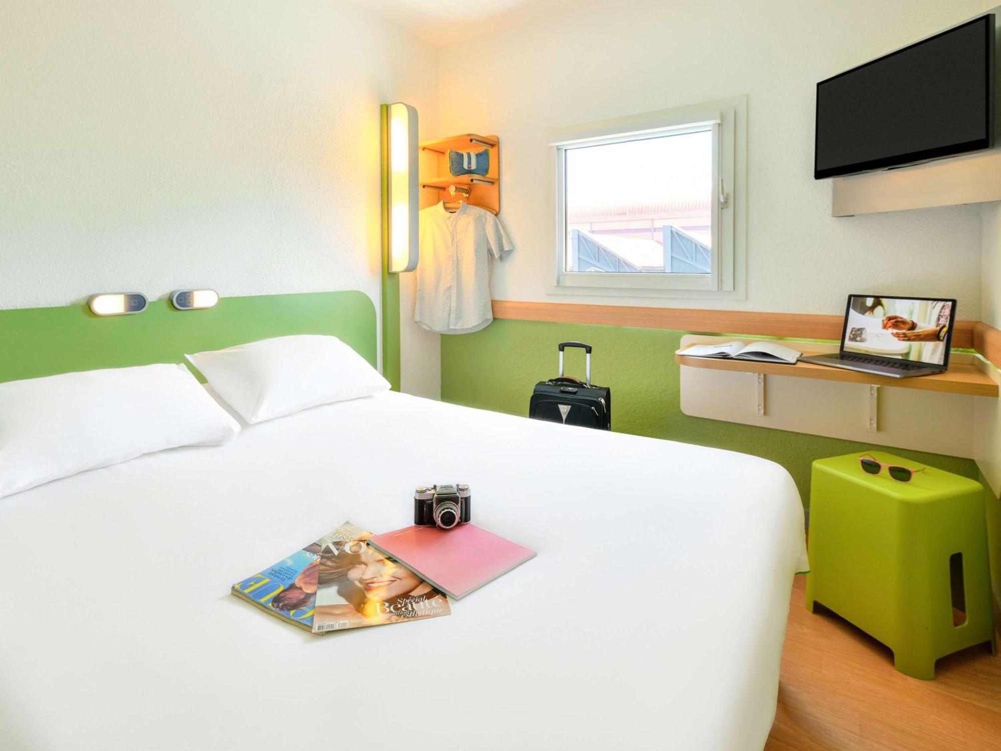Ibis Budget Clermont Ferrand Sud Aubiere Bagian luar foto